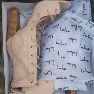 Lulu's Sierra booties